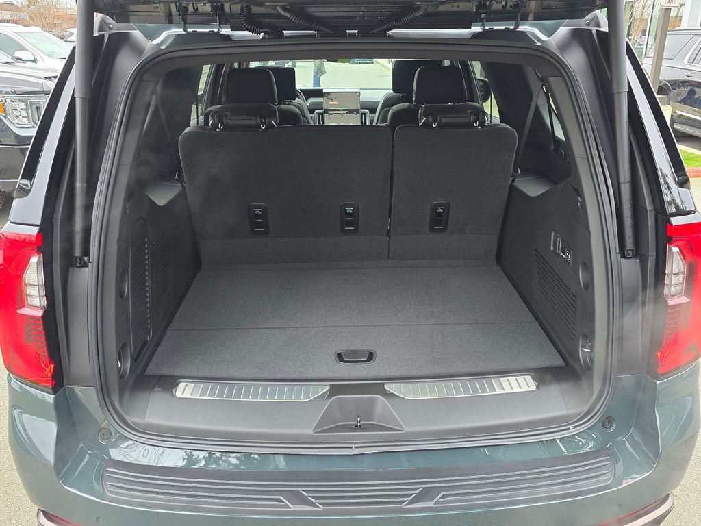 New 2026 GMC Yukon XL AT4 Ultimate AWD/4WD image 14