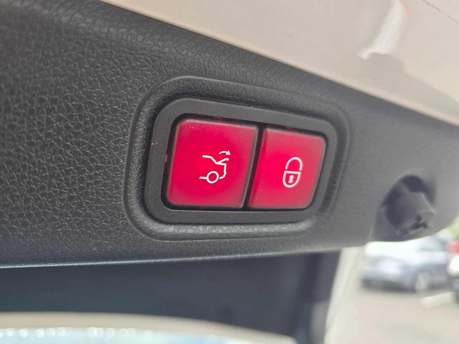 Used 2017 Mercedes-Benz E 300 image 18