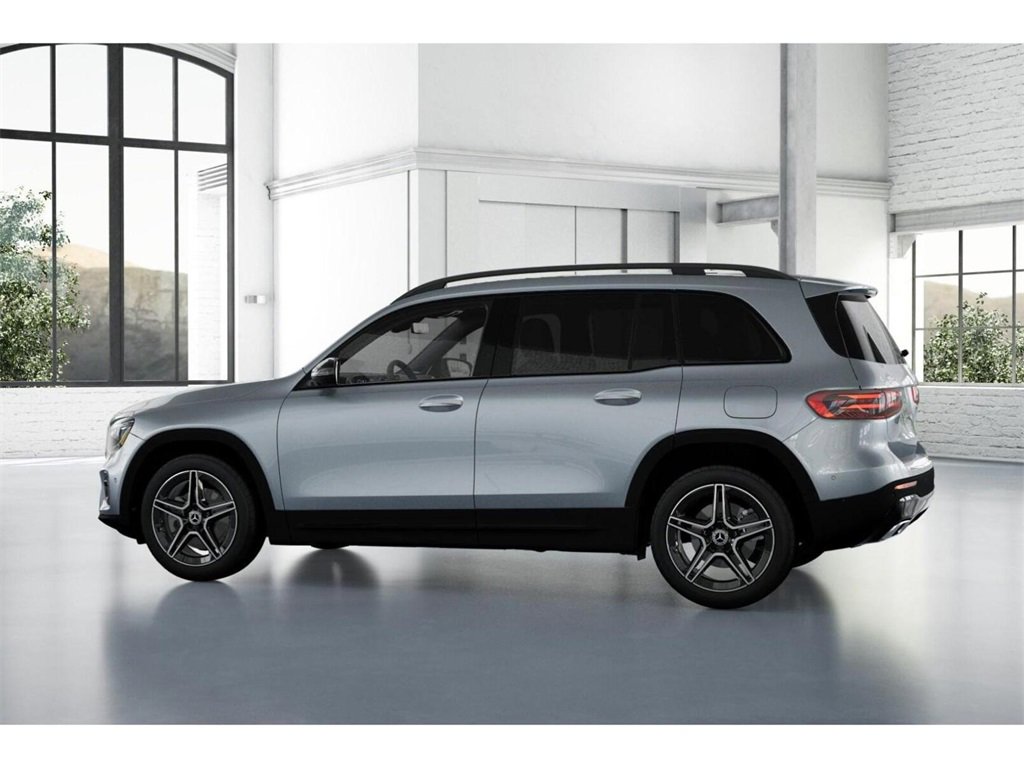 New 2025 Mercedes-Benz GLB 250 4MATIC image 32