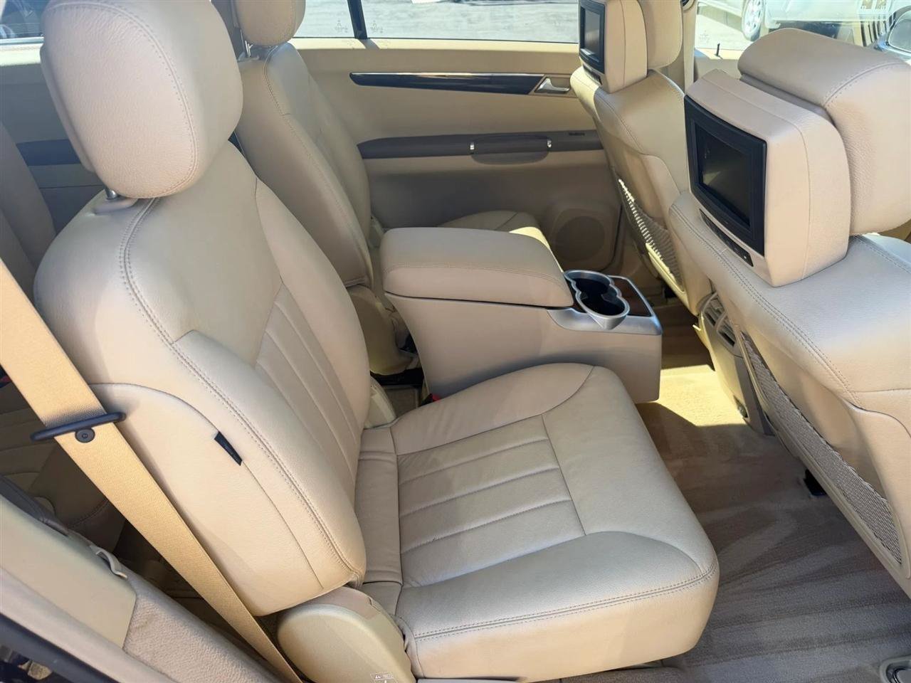 Used 2007 Mercedes-Benz R 320 CDI 4MATIC image 31