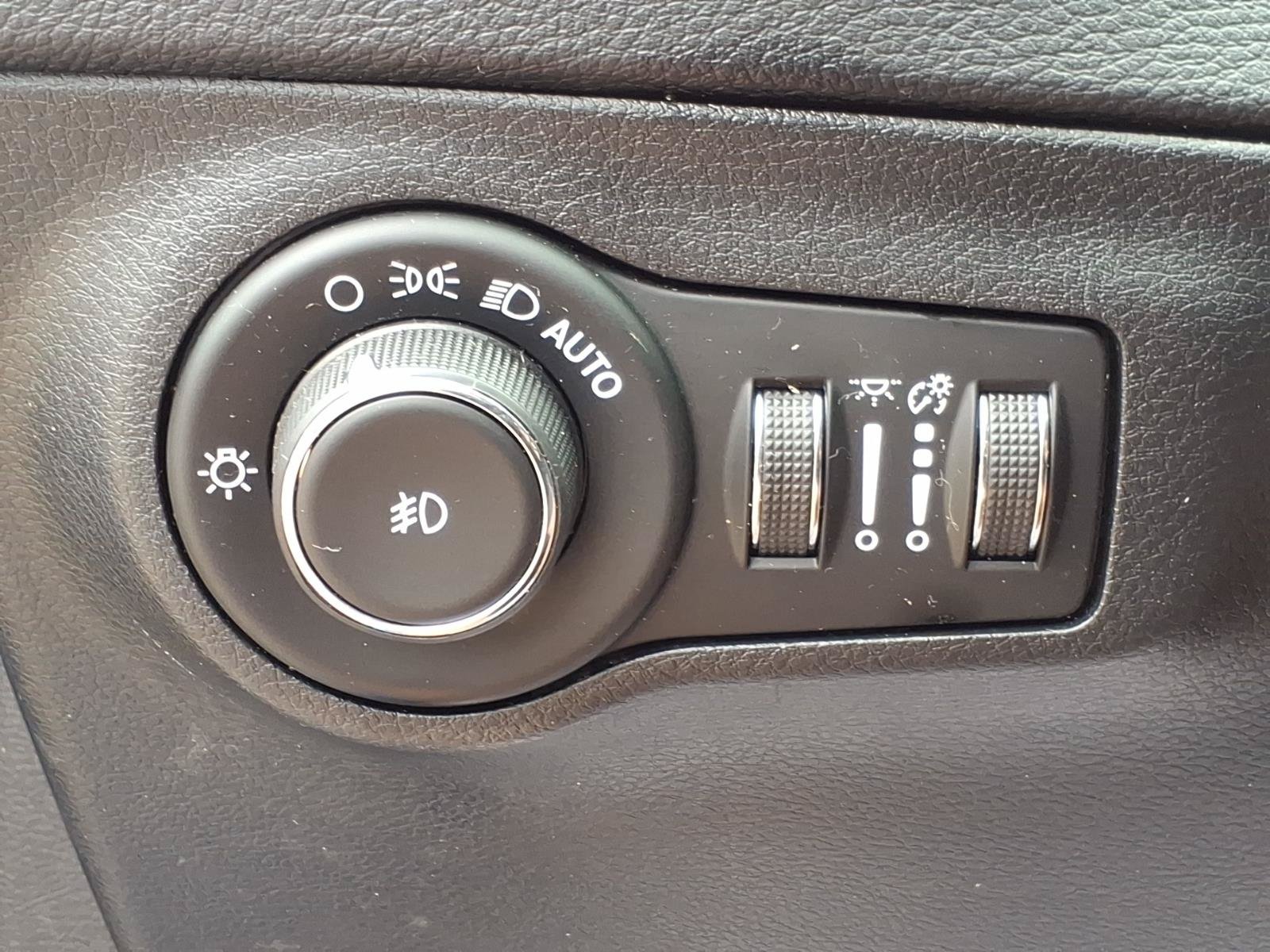 Used 2019 Jeep Compass Limited AWD/4WD image 16