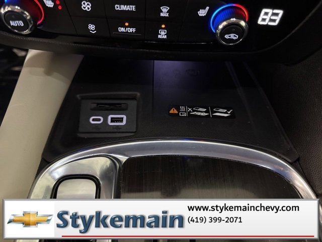 Used 2023 Buick Enclave Essence image 43