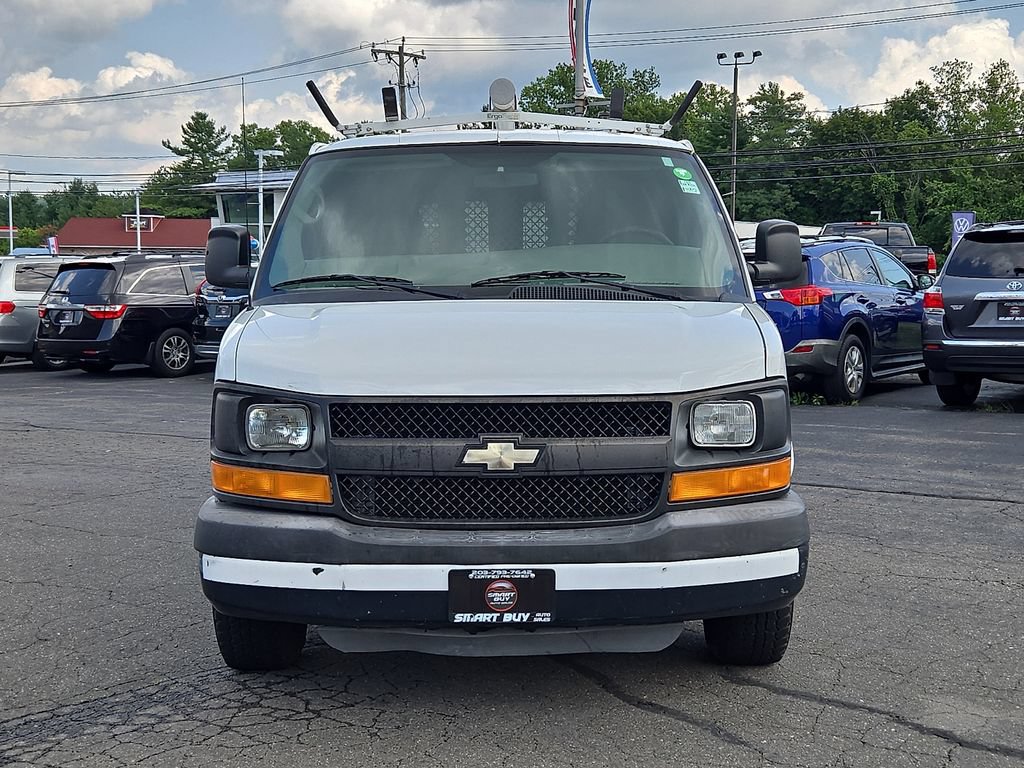 Used 2010 Chevrolet Express 1500 RWD image 3