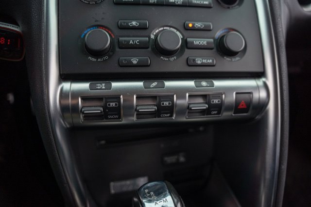 Used 2009 Nissan GT-R Premium AWD/4WD image 18