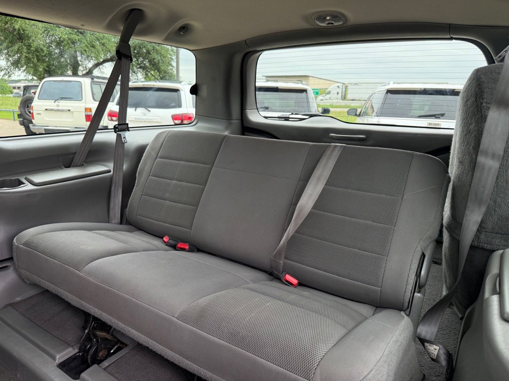 Used 2005 Ford Excursion XLT AWD/4WD image 15