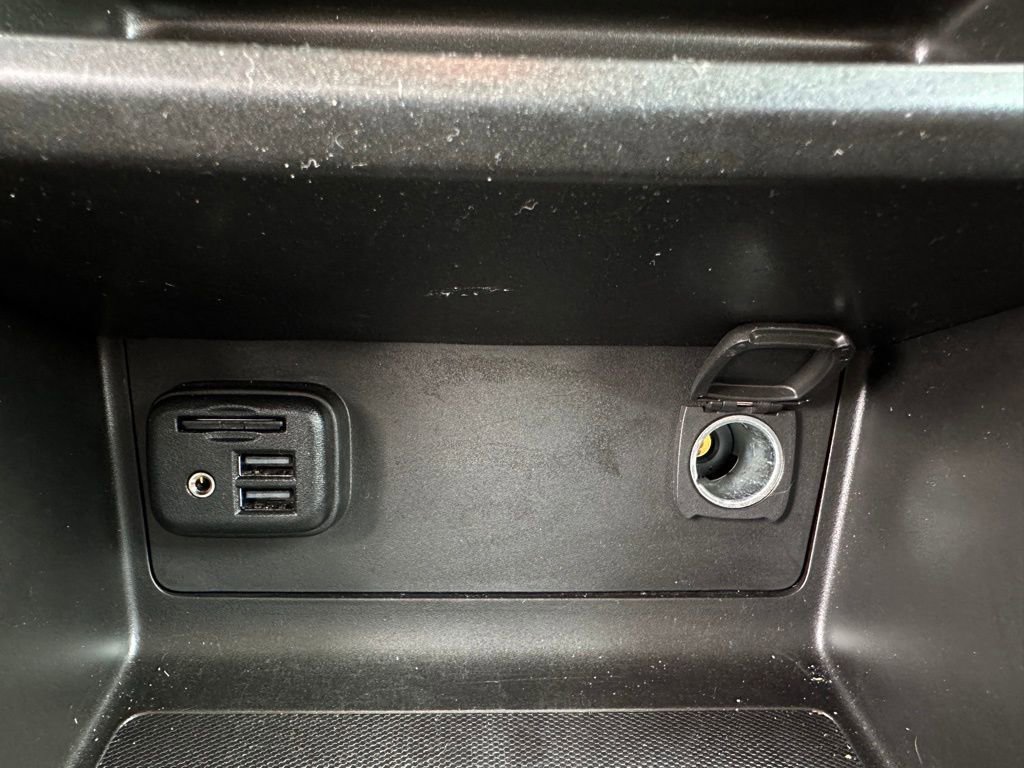 Used 2020 GMC Canyon SLE w/ Elevation Edition image 32