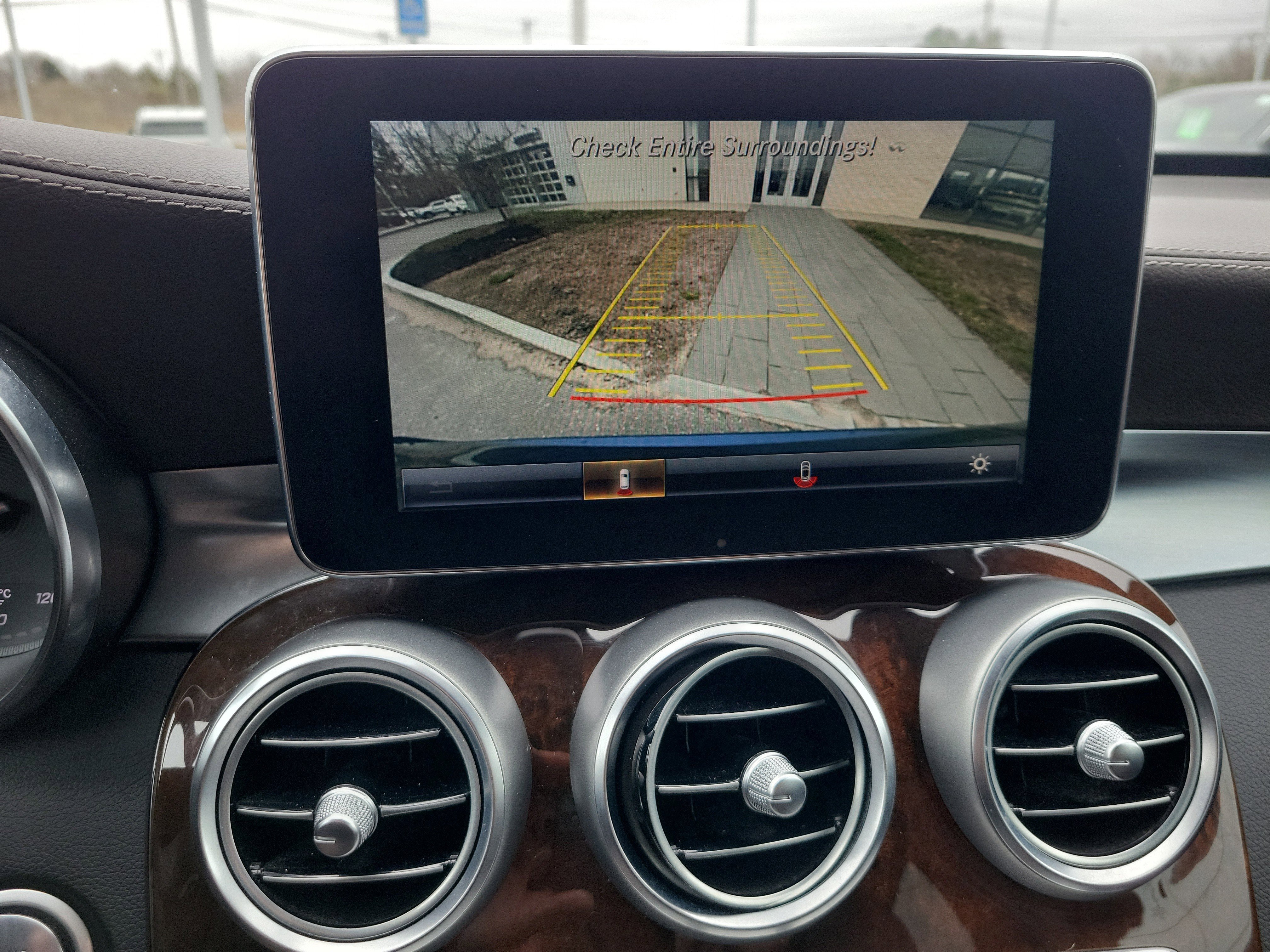 Used 2017 Mercedes-Benz GLC 300 4MATIC image 26
