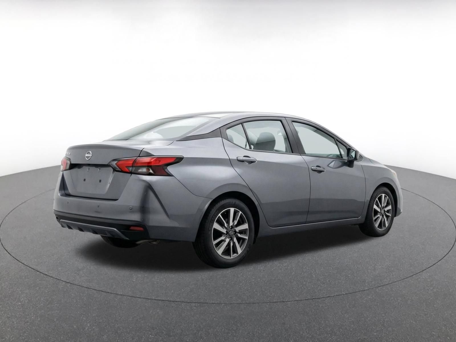Used 2025 Nissan Versa SV FWD image 9