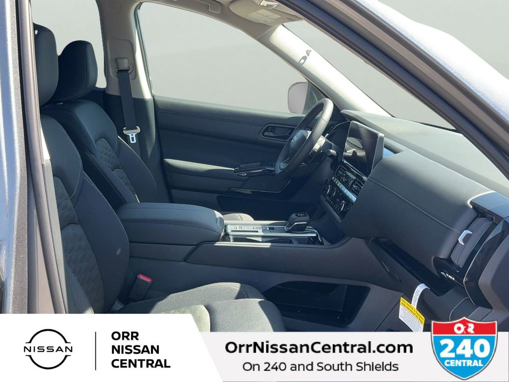 New 2026 Nissan Pathfinder SV image 11