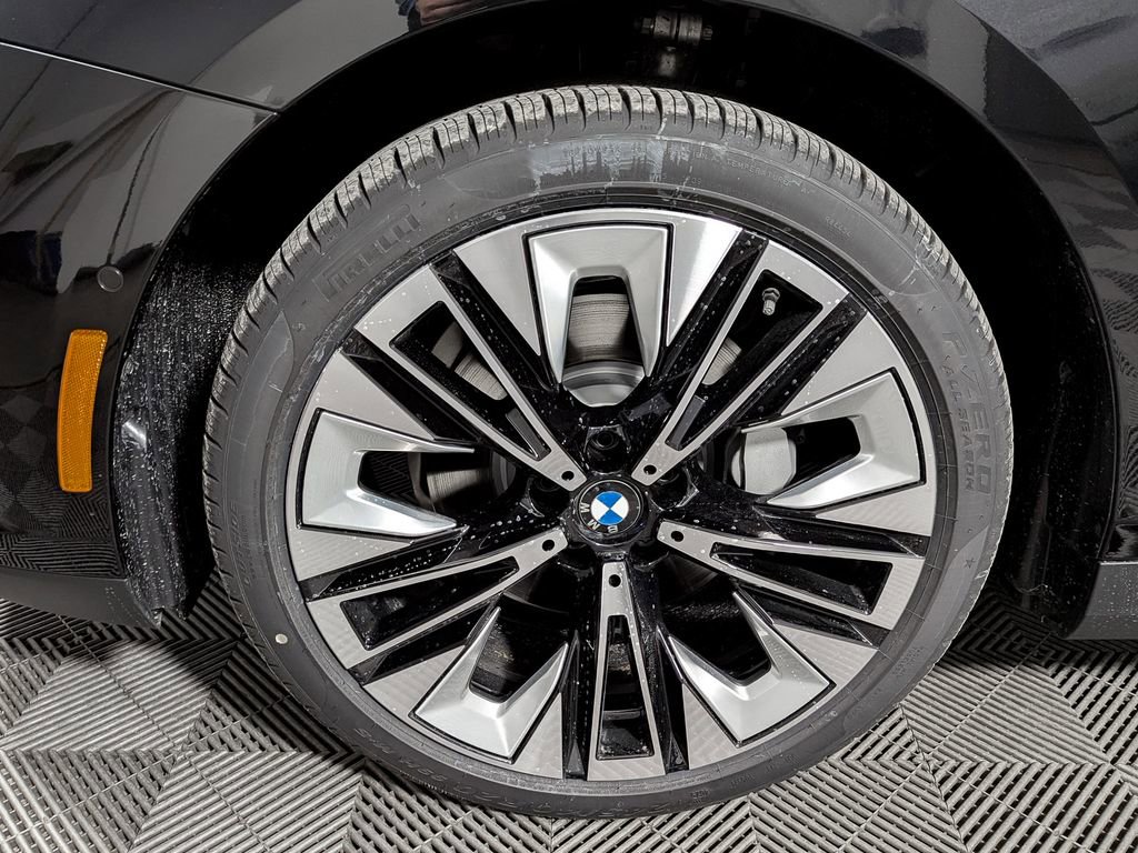 New 2026 BMW 530i xDrive w/ Premium Package image 8