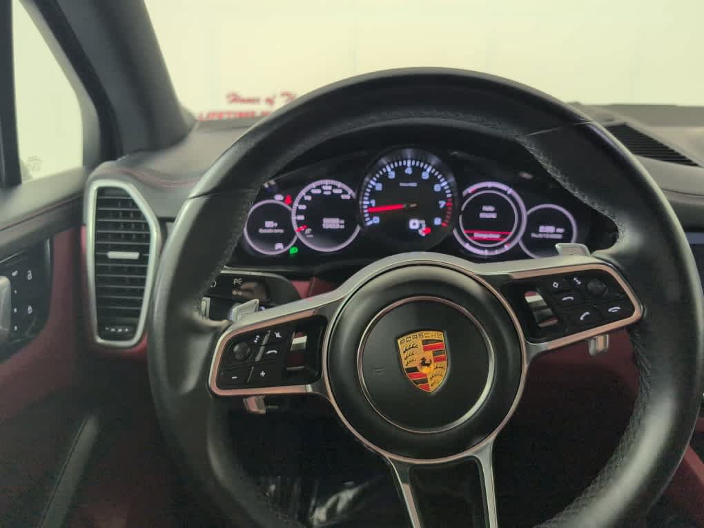 Used 2019 Porsche Cayenne AWD/4WD image 17