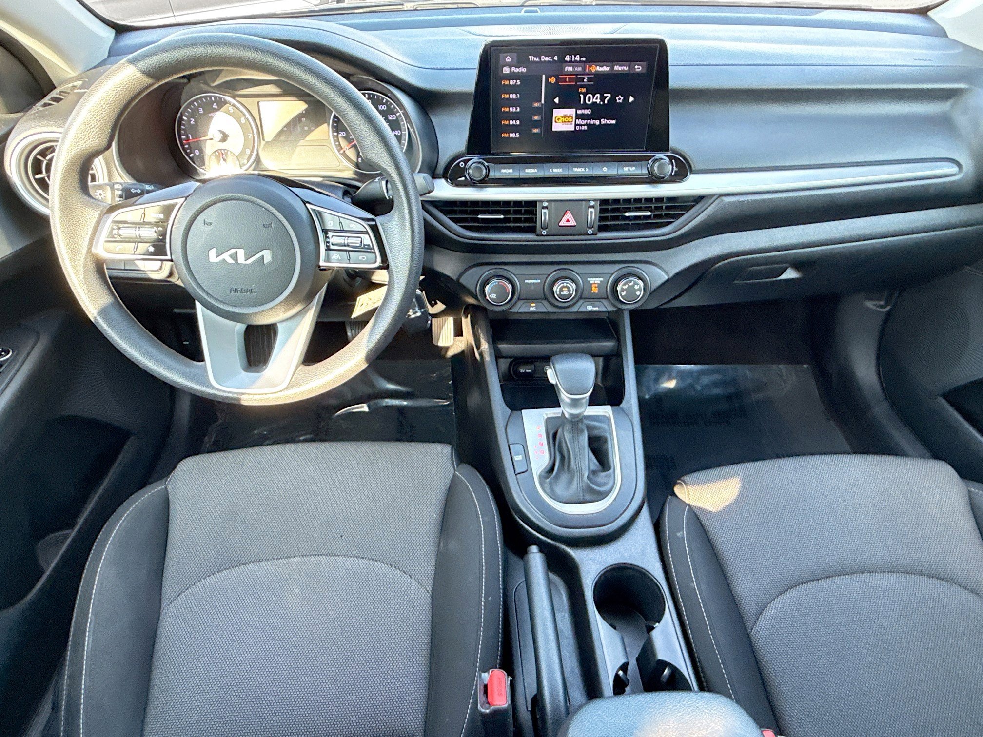 Used 2023 Kia Forte LXS image 17