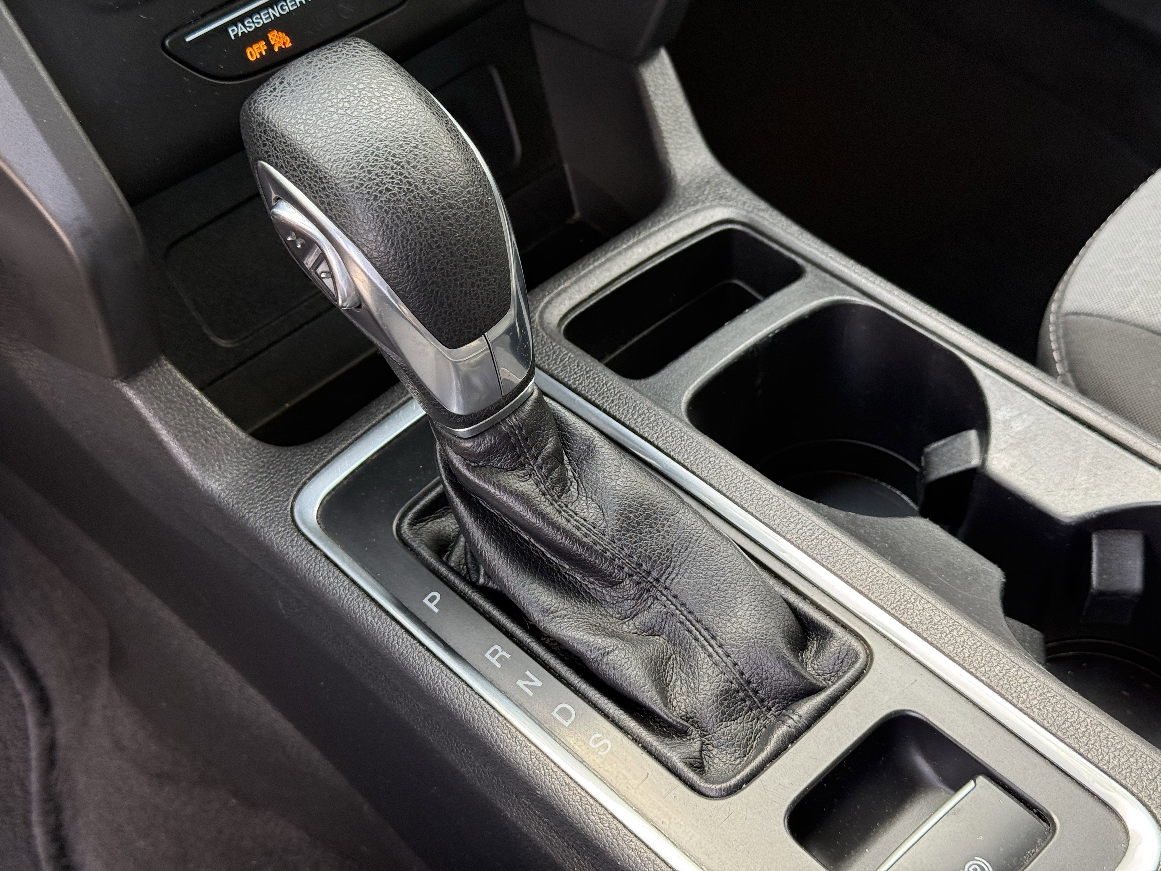 Used 2018 Ford Escape SE w/ SE Sync 3 Package FWD image 24