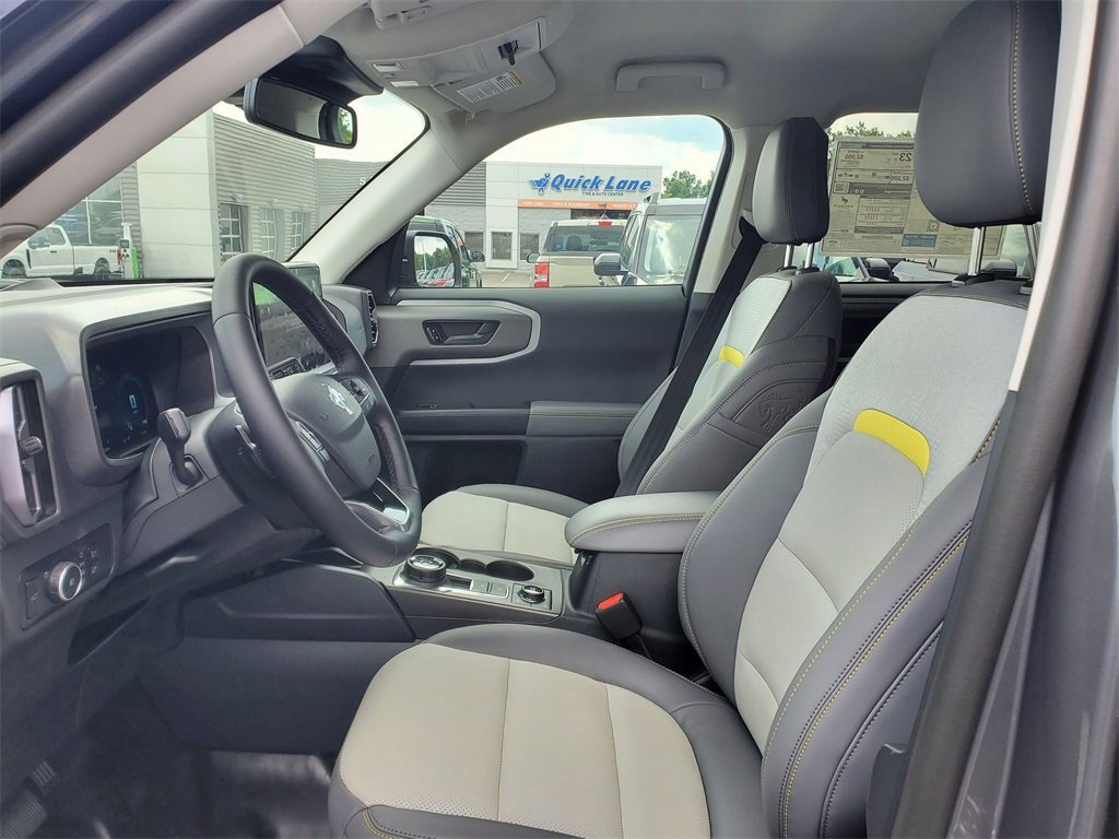 Used 2025 Ford Bronco Sport Badlands w/ Sasquatch Badlands Package image 6