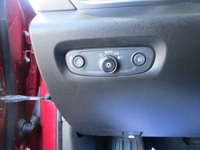 Used 2019 Chevrolet Traverse Premier w/ Driver Confidence II Package image 11