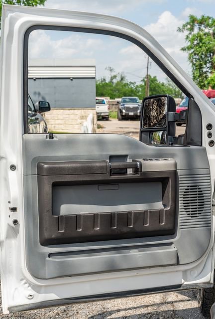 Used 2015 Ford F250 XLT AWD/4WD image 17