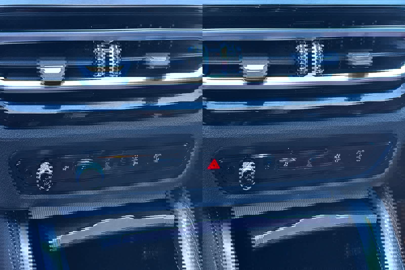 Certified 2024 BMW M440i Coupe w/ Premium Package image 24