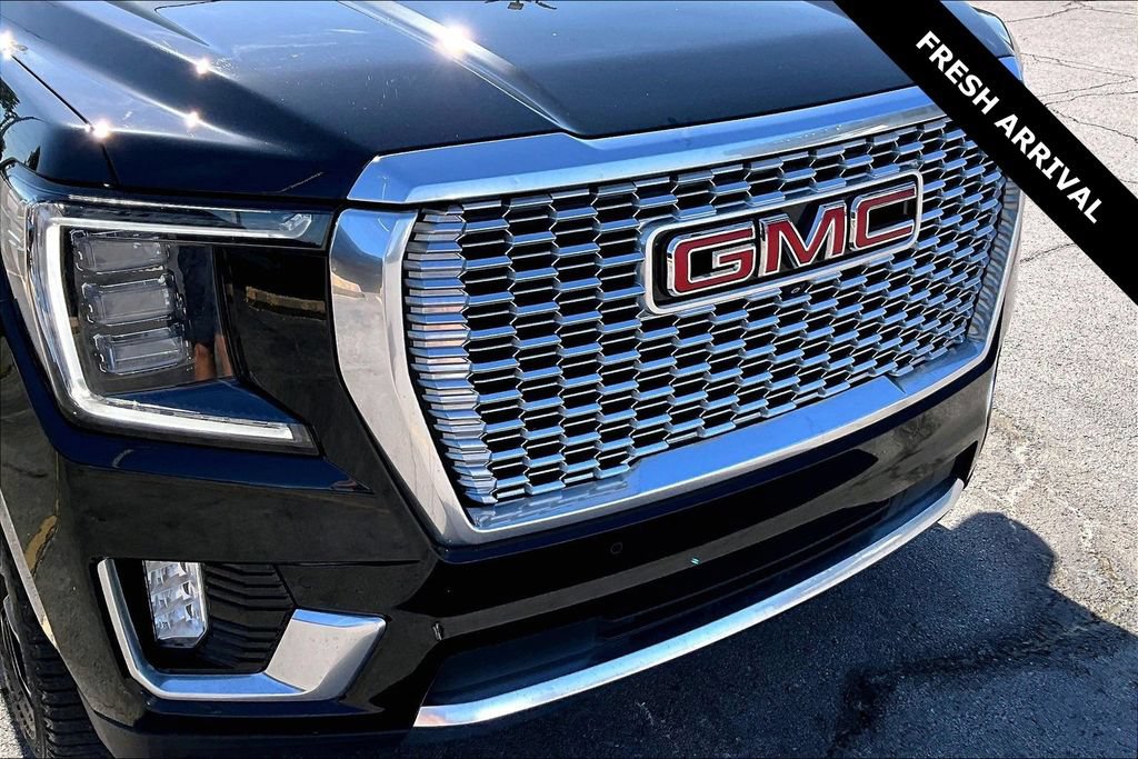 Used 2023 GMC Yukon XL Denali AWD/4WD image 34