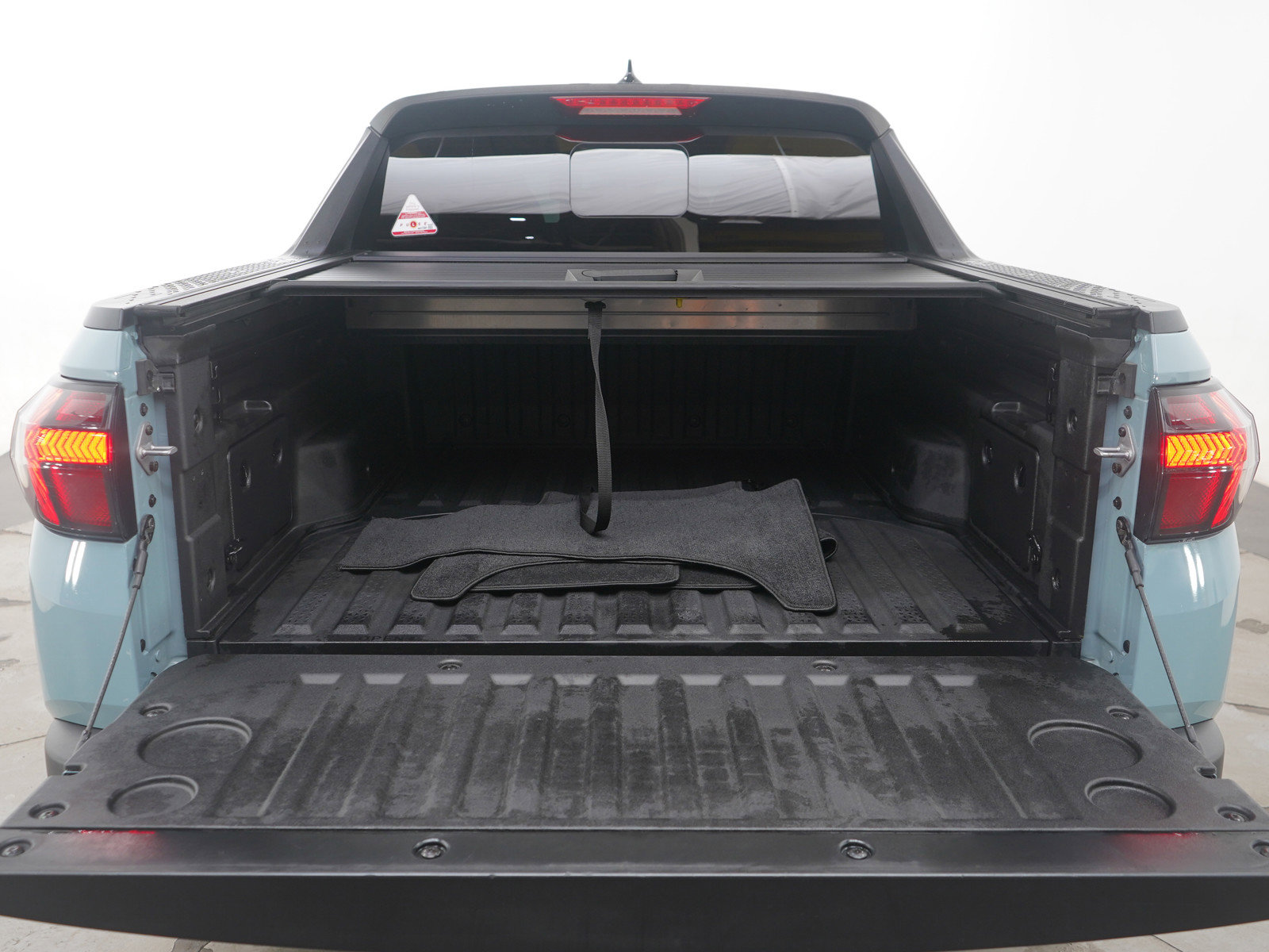 Used 2022 Hyundai Santa Cruz Limited image 19