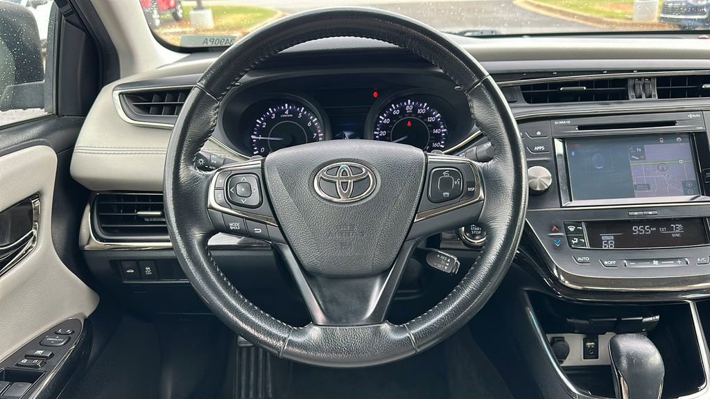 Used 2015 Toyota Avalon XLE Premium FWD image 12