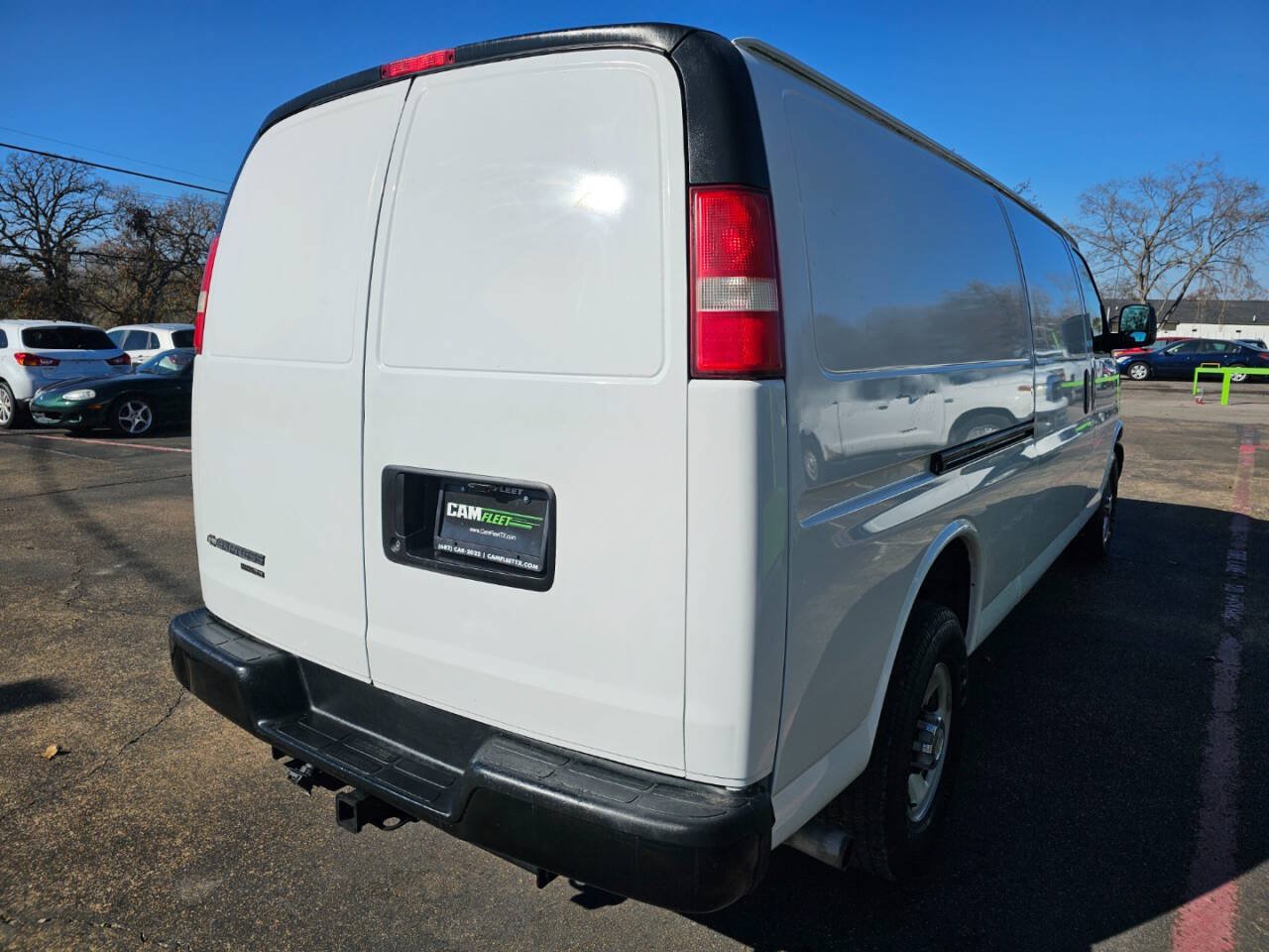 Used 2015 Chevrolet Express 2500 Extended RWD image 8