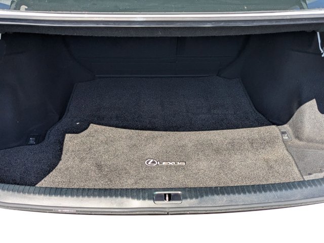 Used 2020 Lexus IS 300 F Sport w/ F Sport Package RWD image 7