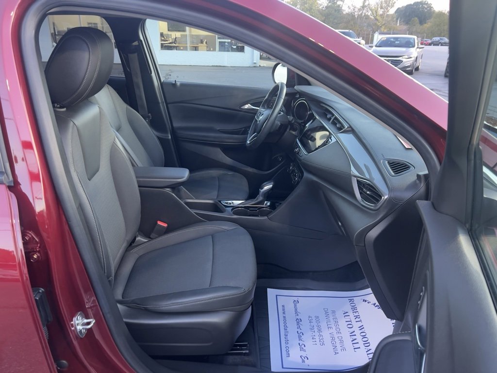 Used 2023 Buick Encore GX Select w/ Sport Touring Package image 12