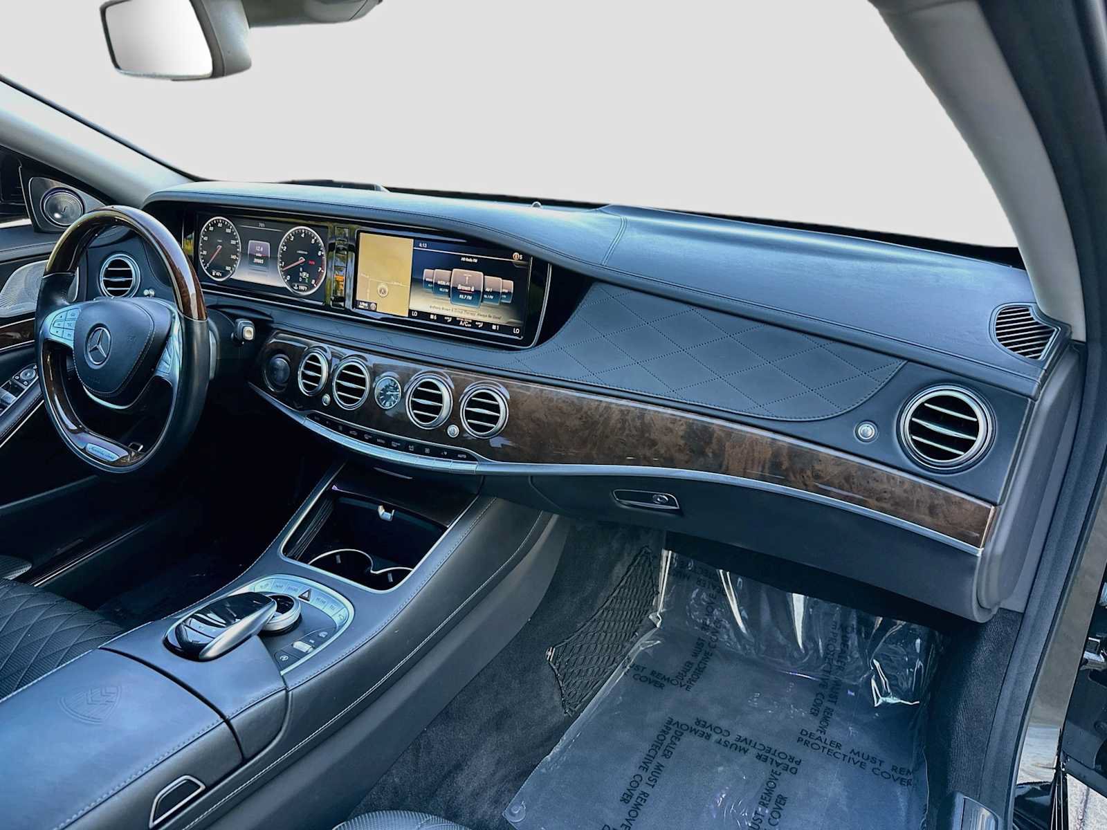Used 2016 Mercedes-Benz Maybach S 600 image 32