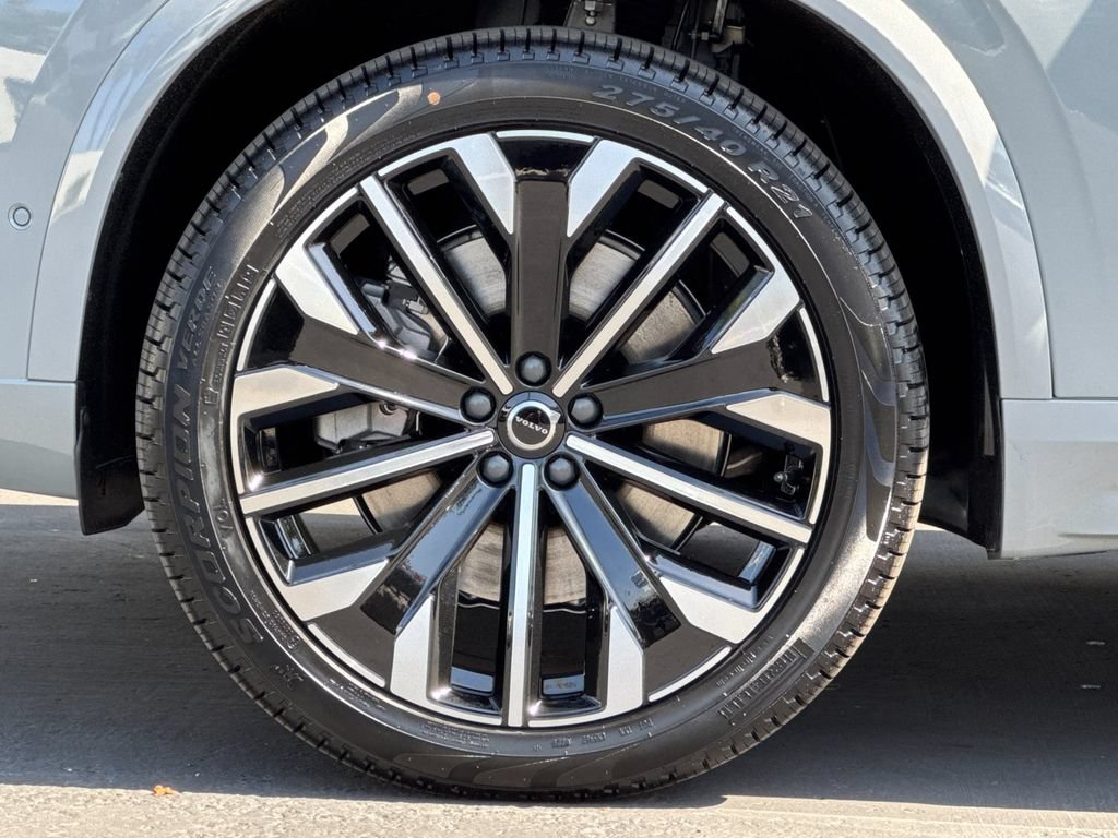 New 2026 Volvo XC90 T8 Plus AWD/4WD image 26