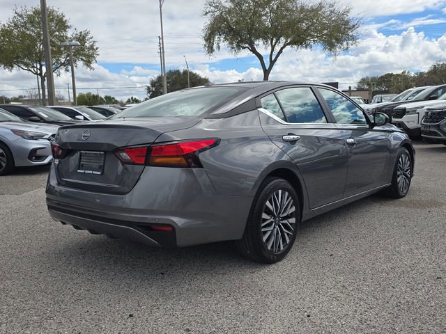 Certified 2025 Nissan Altima 2.5 SV image 8