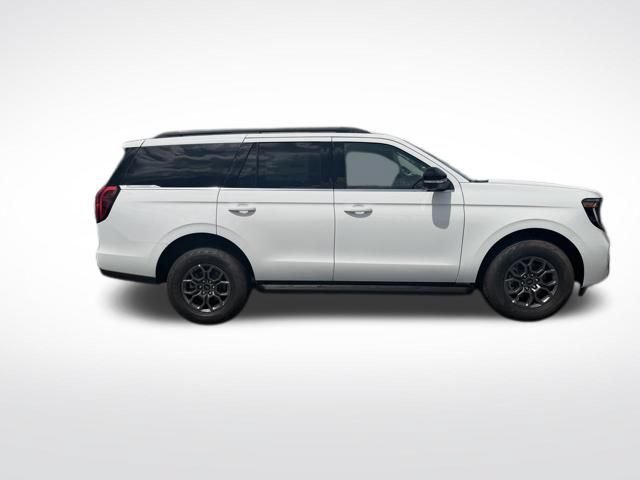 New 2026 Ford Expedition Active RWD image 8