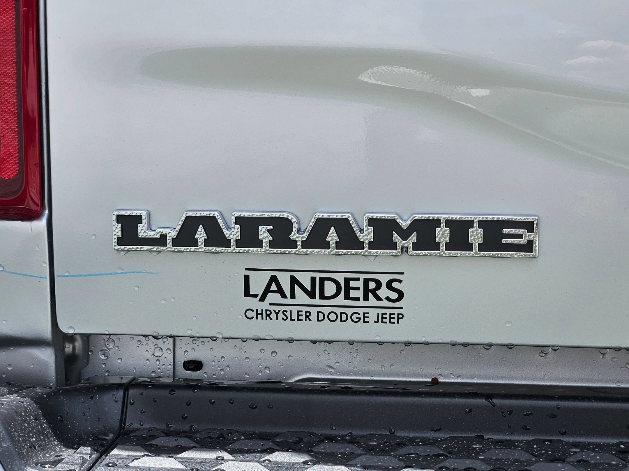 New 2026 RAM 2500 Laramie w/ Sport Appearance Package AWD/4WD image 27