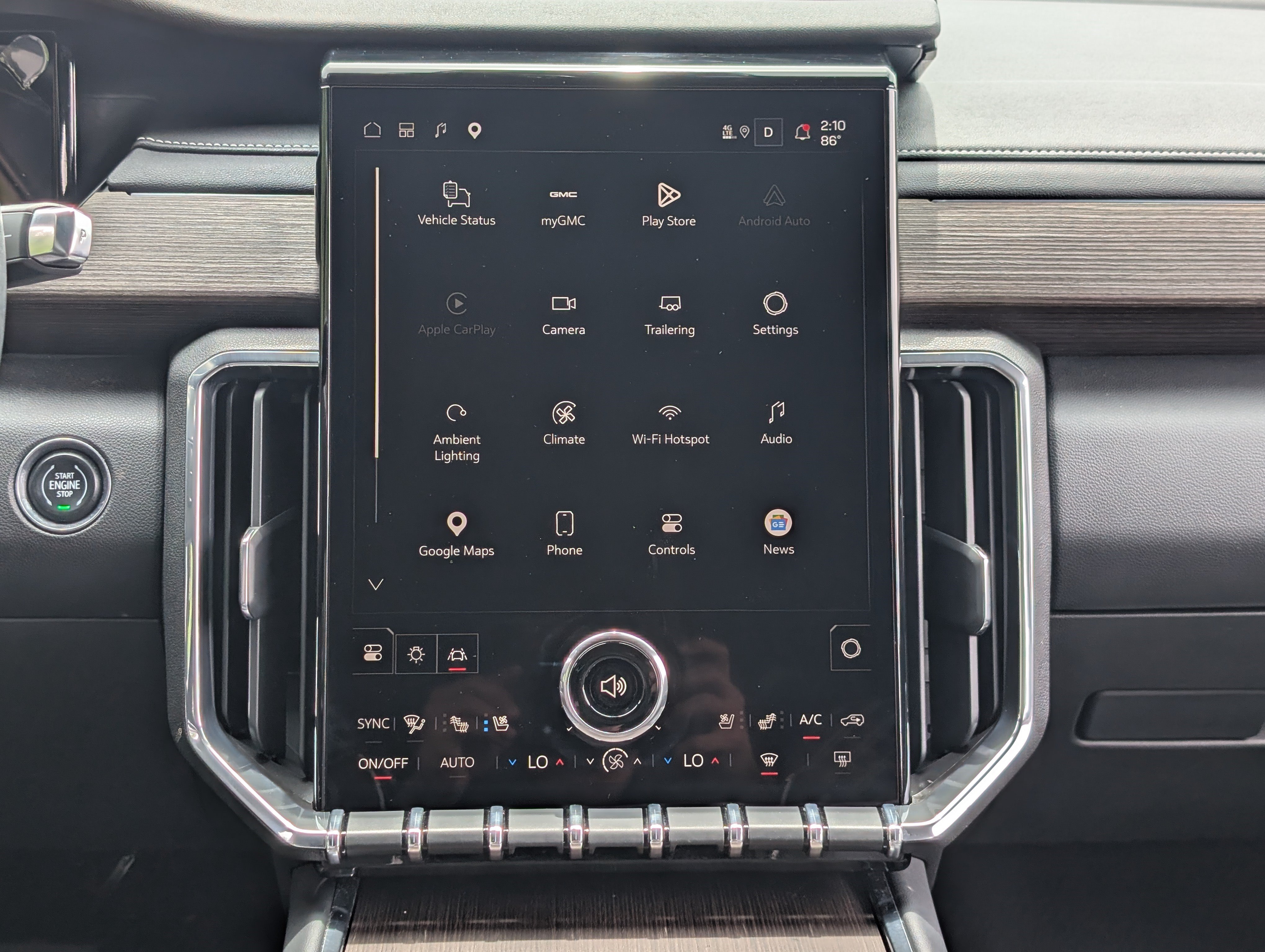 Used 2024 GMC Acadia Denali FWD image 27