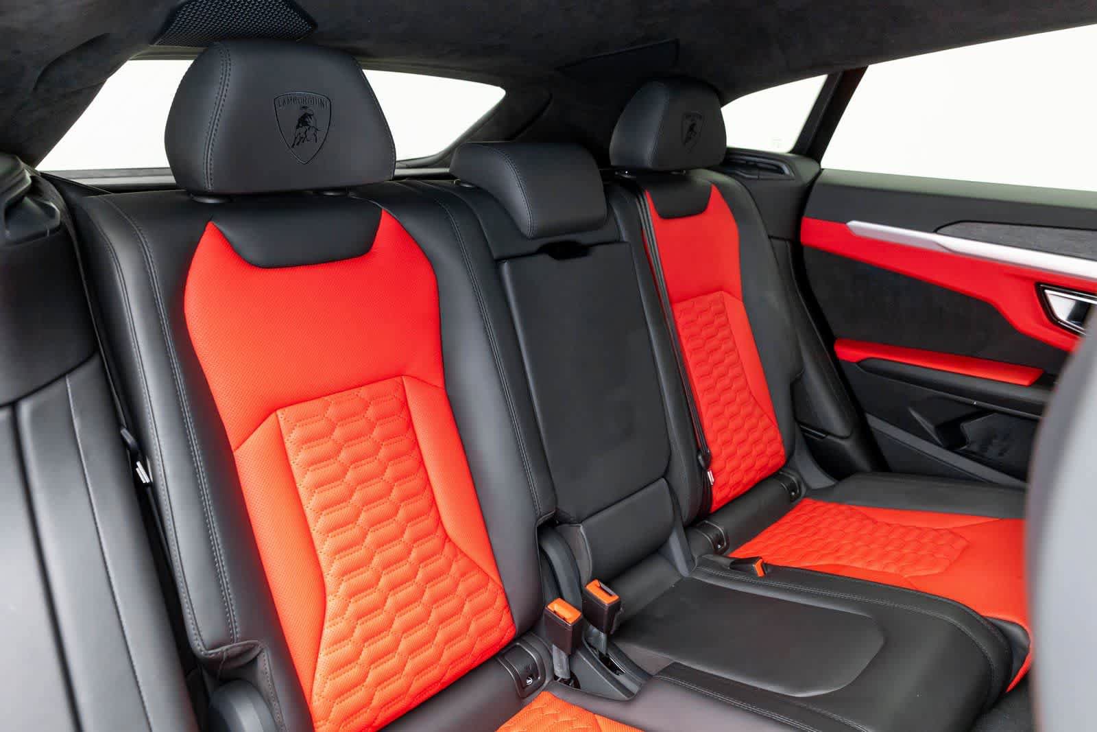 Used 2022 Lamborghini Urus image 62