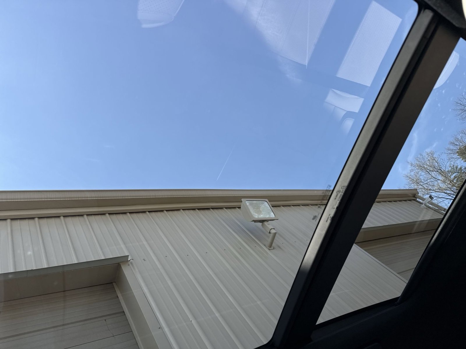 Used 2025 Mercedes-Benz GLC 300 4MATIC image 24