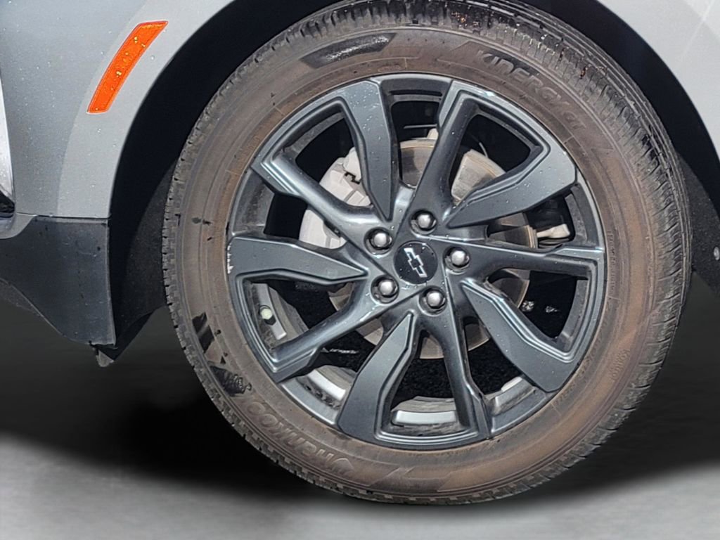 Used 2023 Chevrolet Equinox RS image 34