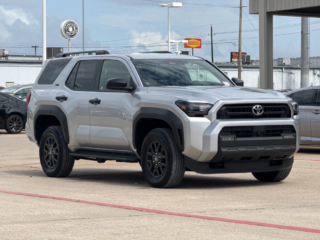 Used 2025 Toyota 4Runner SR5 AWD/4WD image 8