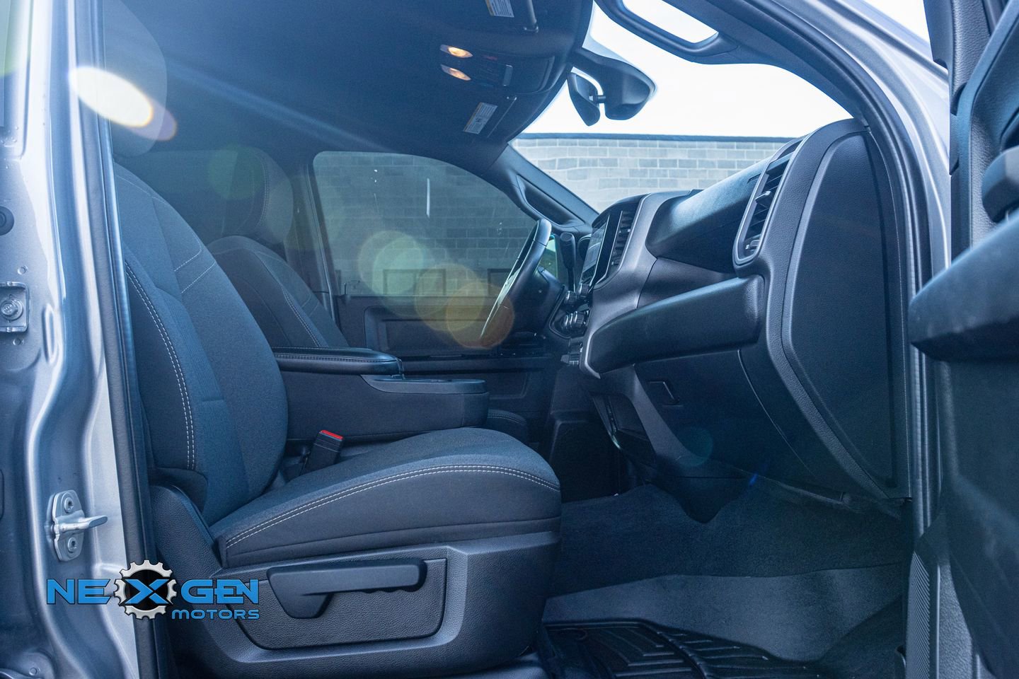 Used 2024 RAM 3500 Tradesman w/ Convenience Group image 37