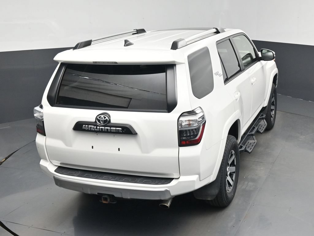 Used 2018 Toyota 4Runner TRD Off-Road Premium AWD/4WD image 25