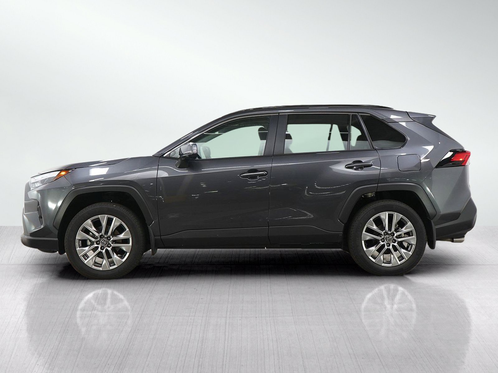 Used 2025 Toyota RAV4 XLE Premium w/ Weather Package AWD/4WD image 2