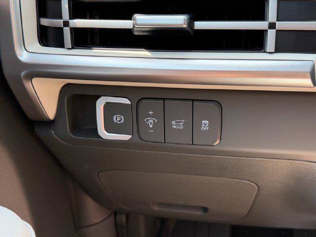 New 2027 Hyundai Santa Fe SEL AWD/4WD image 13