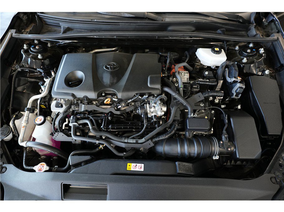Used 2025 Toyota Camry SE FWD image 10