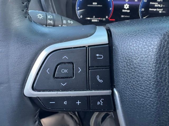 Used 2024 Toyota Grand Highlander Limited image 26