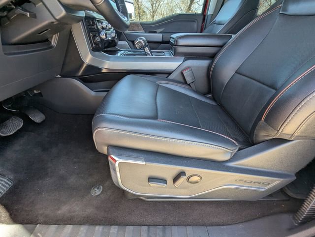 Used 2022 Ford F150 Lariat w/ Max Trailer Tow Package image 16