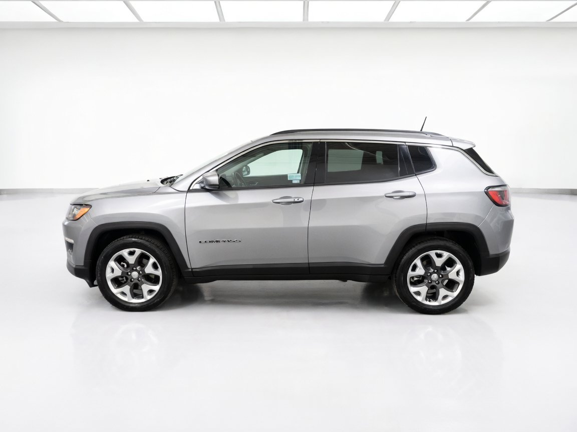 Used 2019 Jeep Compass Limited FWD image 22