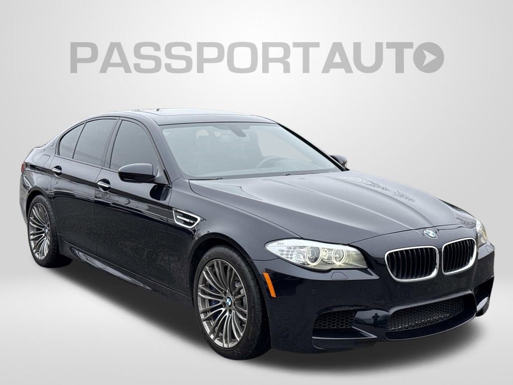 Used 2013 BMW M5 RWD image 6