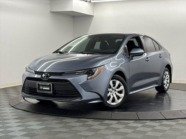 Certified 2026 Toyota Corolla LE FWD image 3