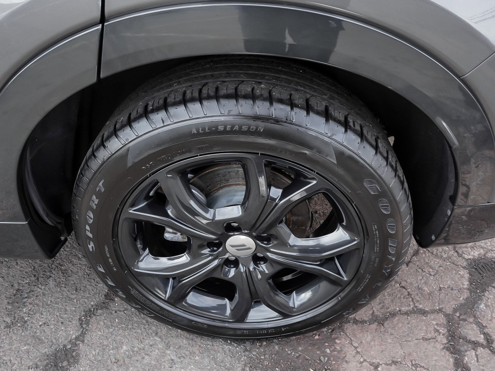 Used 2024 Dodge Hornet R/T Plus w/ R/T Blacktop Package image 7