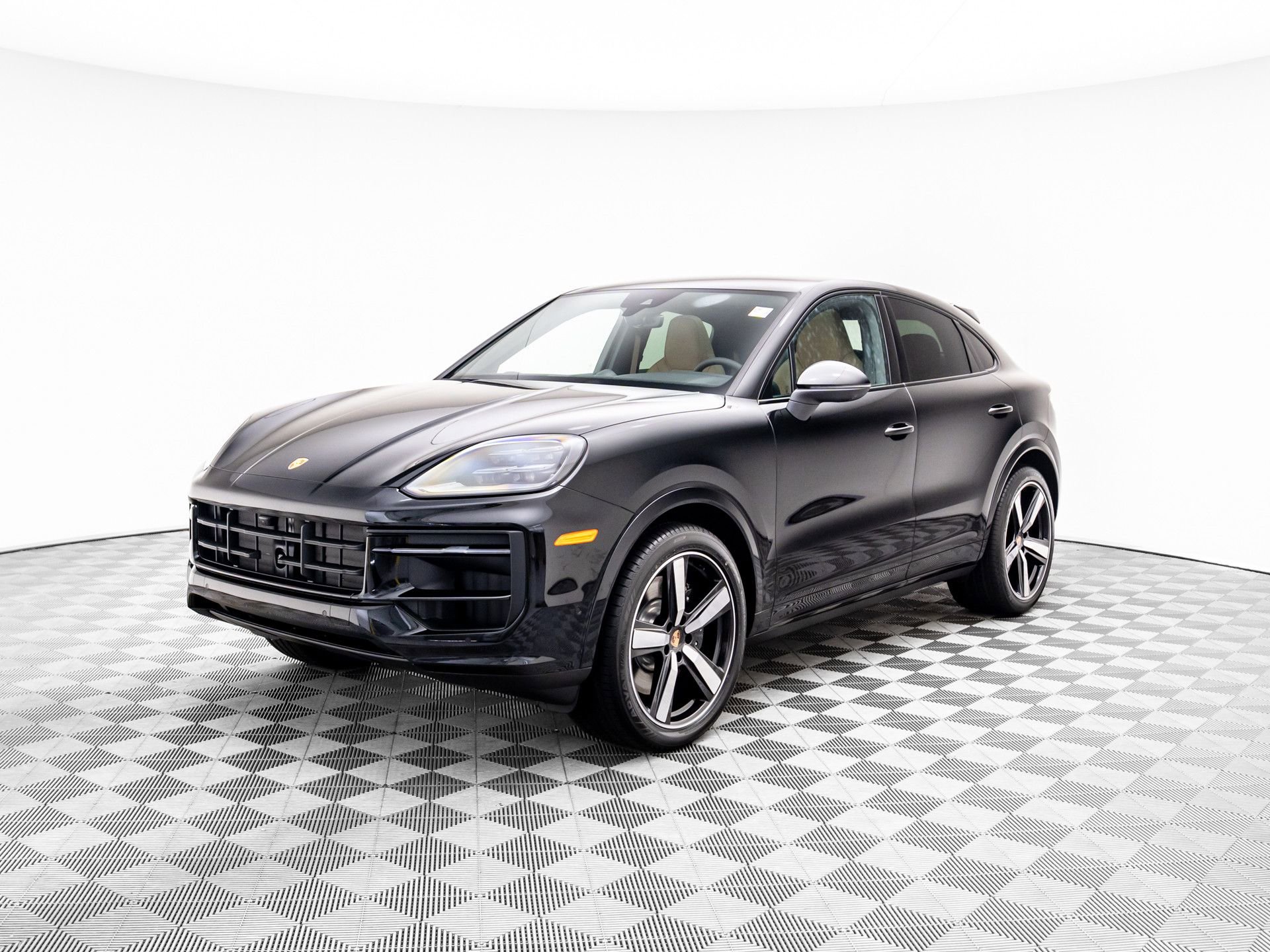 New 2025 Porsche Cayenne S video 1