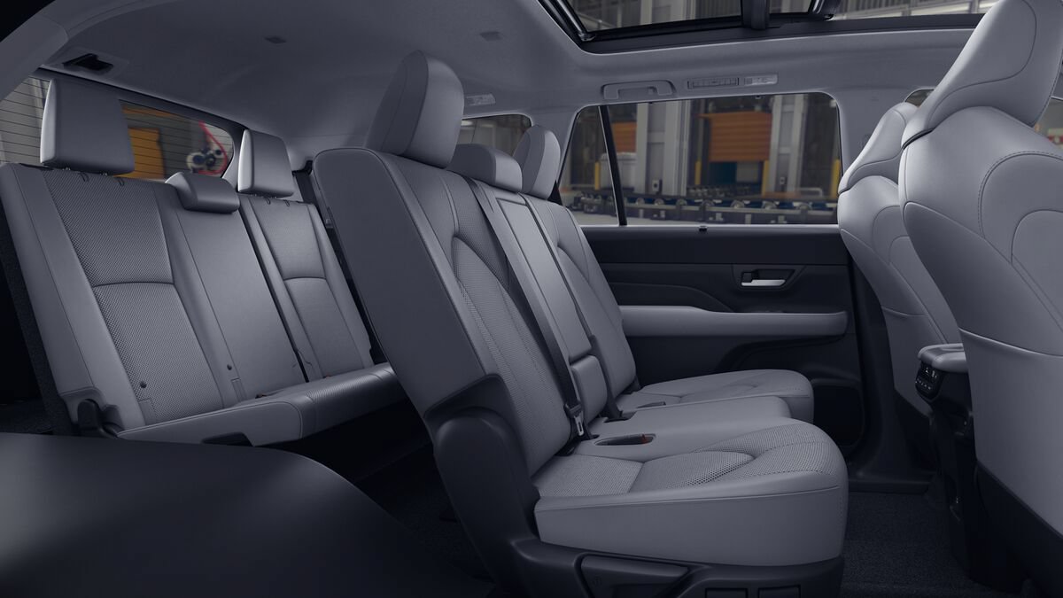 New 2026 Toyota Grand Highlander AWD image 21